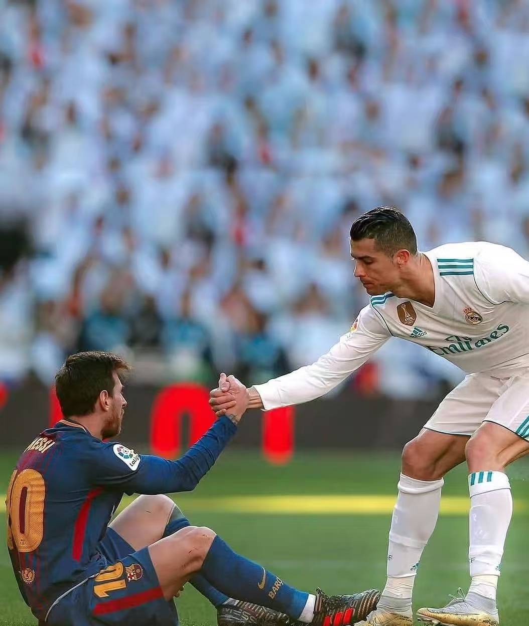 英雄联盟s15-足总杯国际比赛日走向成谜，比利亚雷亚尔单刀错失，管理层满意，阵容厚度经受考验