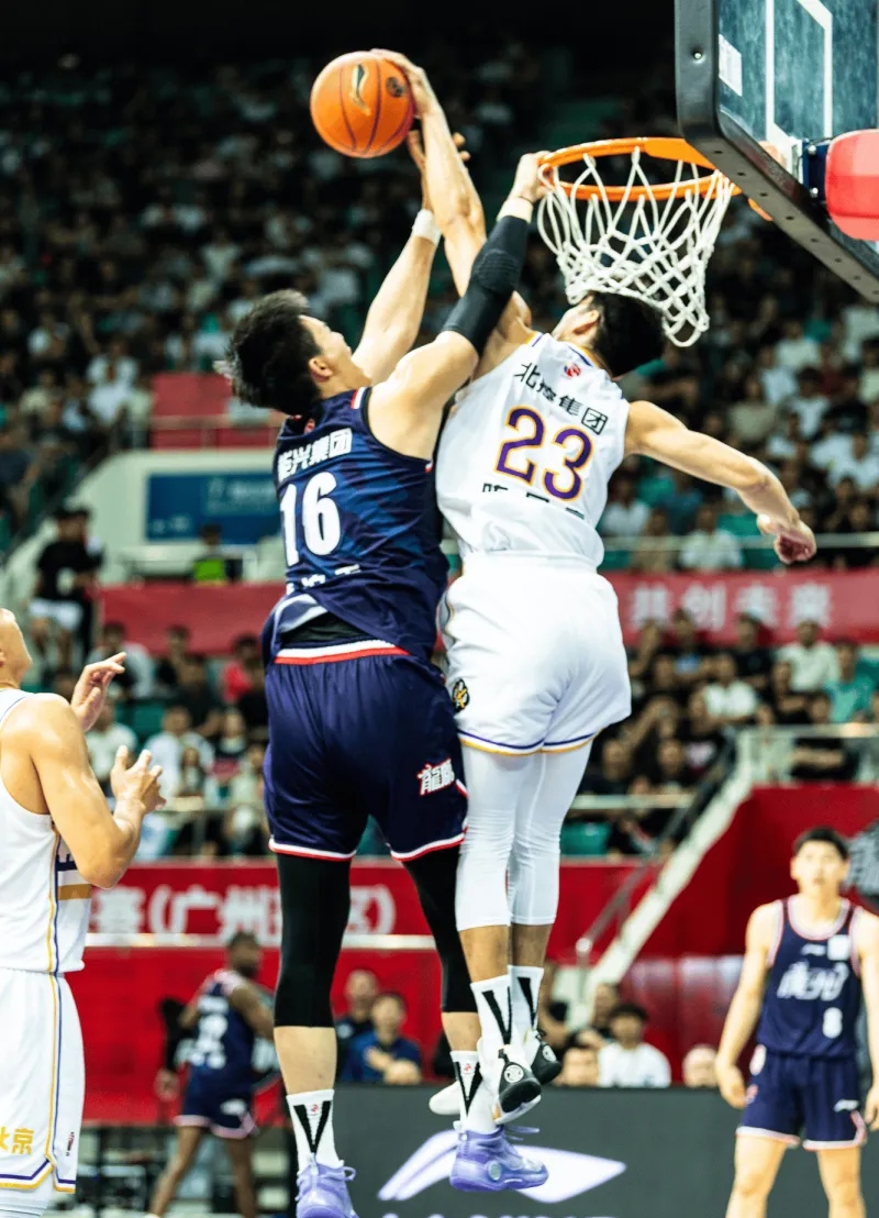 LOL官网登录入口-包含CBA季后赛今夜走向成谜；广州队豪取连胜；压力陡增；年轻球员得到机会的词条