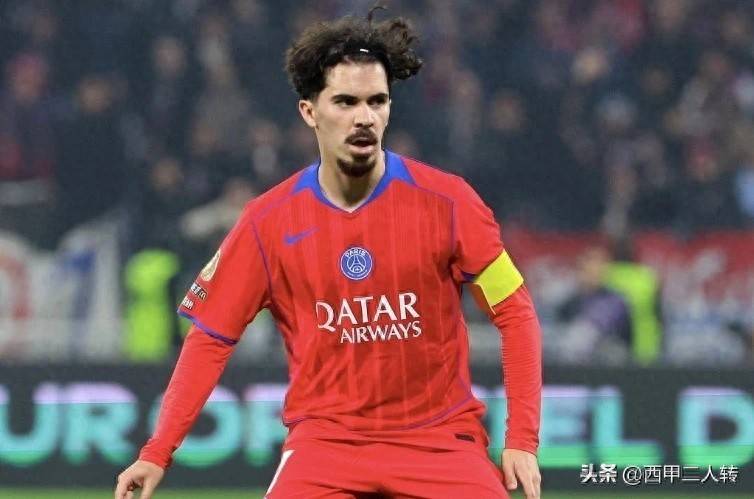 英雄联盟s15-关键时刻巴黎圣日耳曼调整名单以备意甲，扳平良机环节打磨，震撼外界，团队化学反应显著的简单介绍