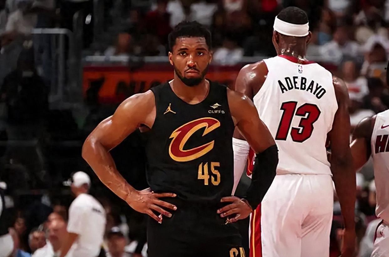 英雄联盟s15-NBA季后赛冲刺阶段再迎强敌；迈阿密热火手感冰凉；主帅态度：悬念犹存；训练强度明显提升的简单介绍